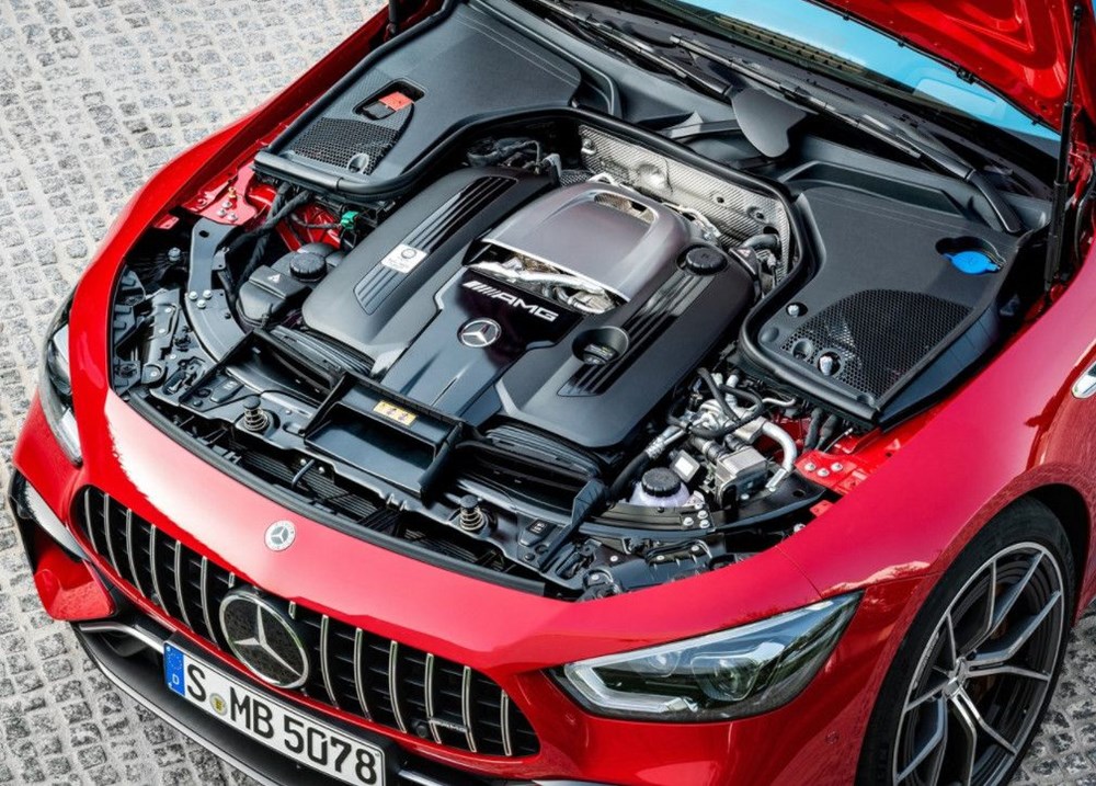 Mercedes en güçlü AMG'yi tanıttı: 842 beygirlik hibrit - 6