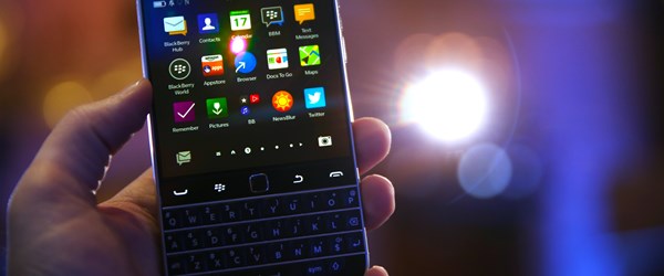 Blackberry artık akıllı telefon üretmeyecek!