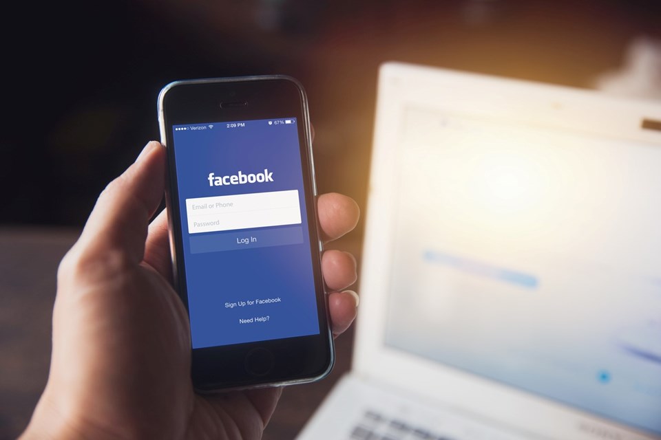 Alman Hükümetinden Yeni Facebook kararı 1 Alman Hükümeti