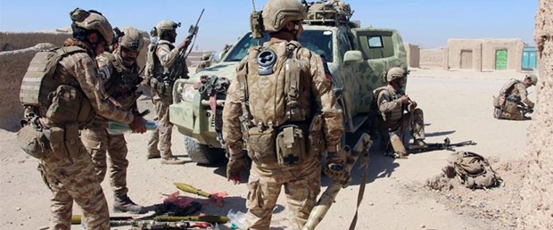 abd afganistan saldırı helmand200317.jpg