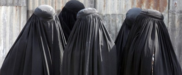 burka avusturya yasak ceza100317.jpg