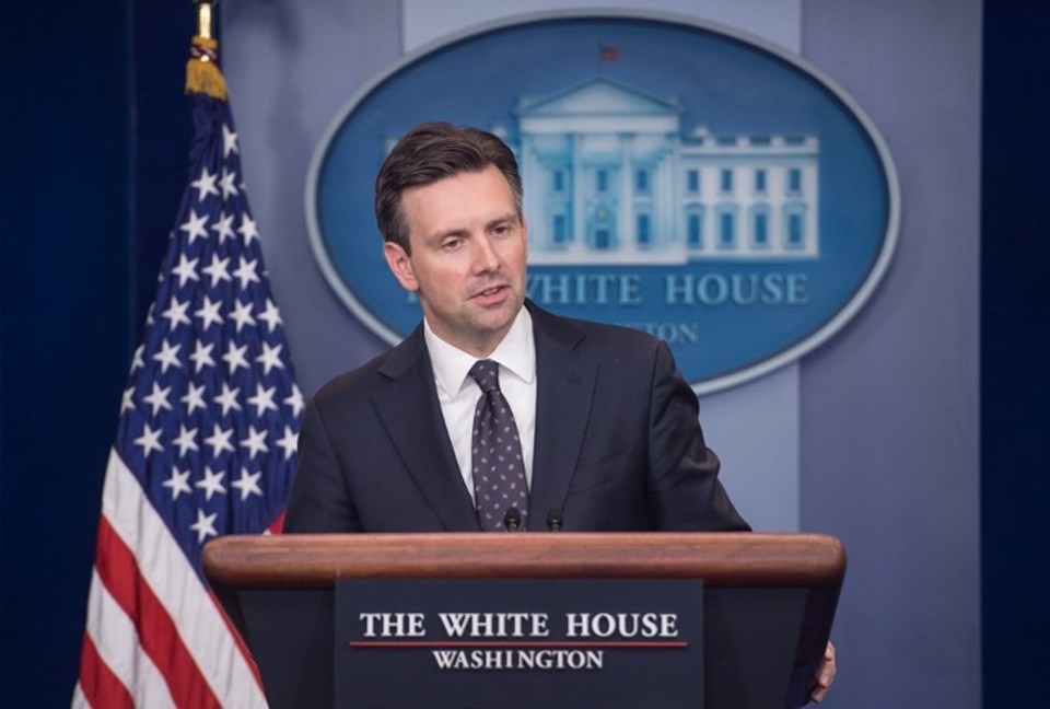 Beyaz Saray Sözcüsü Josh Earnest
