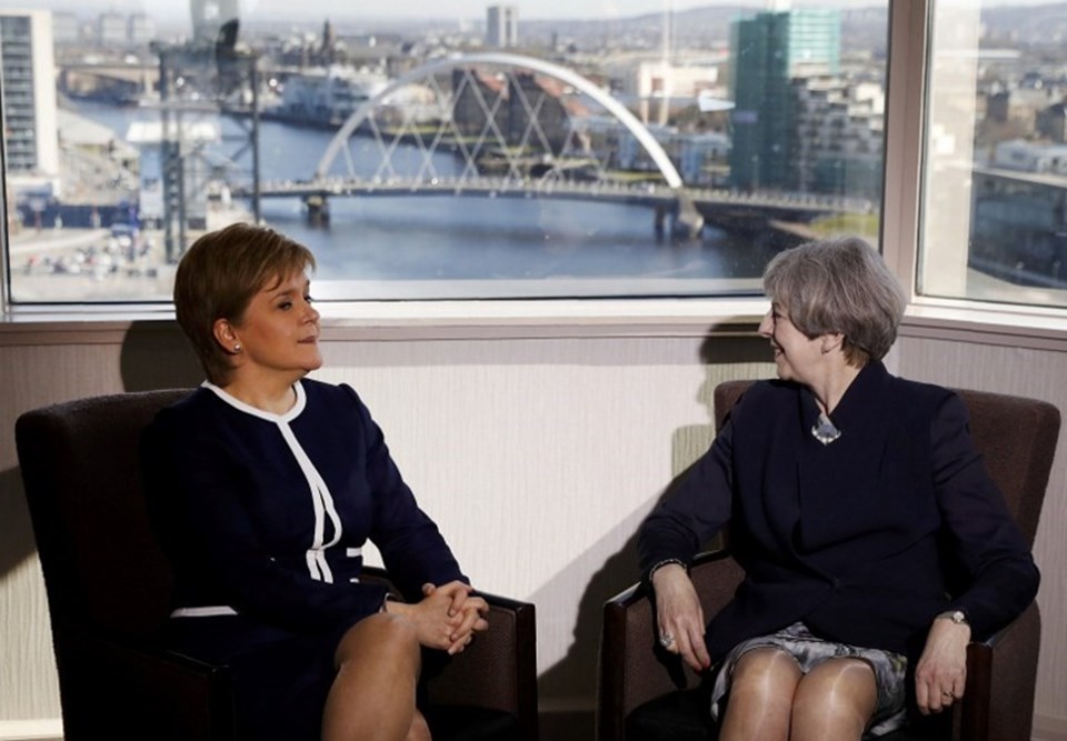 "Brexit" kararı sonrası İskoçya AB'den ayrılmak istemediğini her defasında vurguluyor. İskoçya parlamentosu bu nedenle ikinci bir bağımsızlık referandumu kararı aldı.