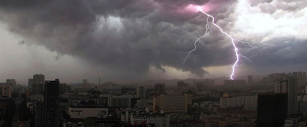 Çin'de yağışlar can aldı