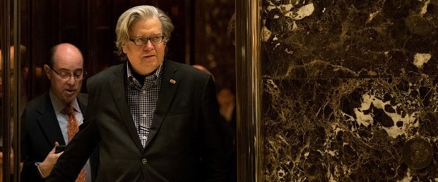 161116-stephen-bannon.jpg