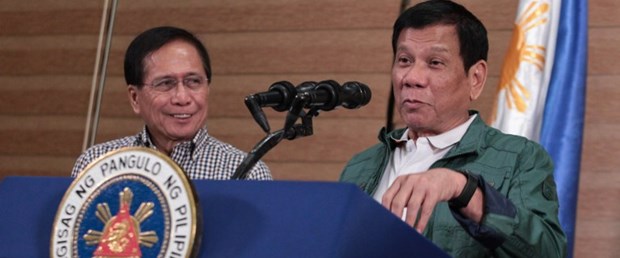 filipinler uyuşturucu yerel seçim duterte190916 .jpg