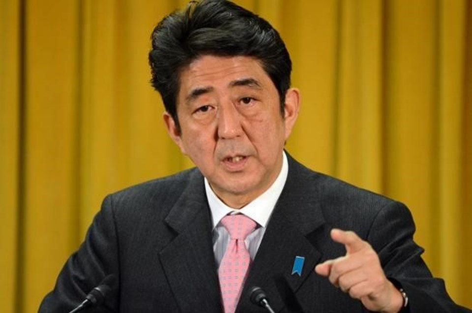 Japonya Başbakanı Şinzo Abe kapatılan nükleer santrallerin bir an önce ekonomiye kazandırılmasını savunuyor.