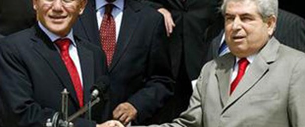 Kıbrıs'ta diplomasi eve giremedi