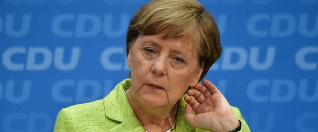 merkel türkiye idam tartışma090517.jpg