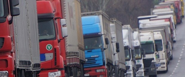 Mısırlı 60 TIR şoförü Libya'da kaçırıldı
