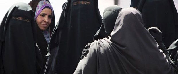 Peçeyi ihbara 250 Euro ödül