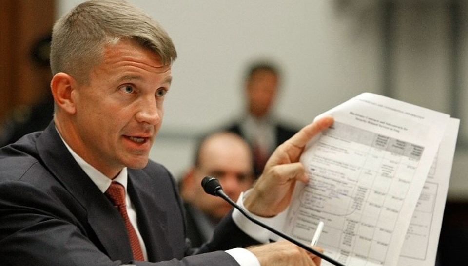 Trump'ın başkanlık koltuğuna oturmadan önce Putin'le İran pazarlığı için Blackwater'ın kurucusu Erik Prince'ı görevlendirdiği ileri sürüldü.