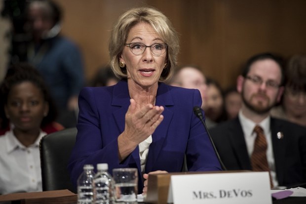 EĞİTİM BAKANI BETSY DEVOS