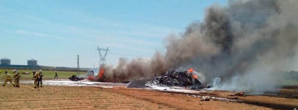 "Yazılım hatası" 3 motorun kilitlenmesine neden oldu. Pilotlar havaalanına geri dönmek istemesine rağmen uçağı kontrol etmeyi başaramadılar.