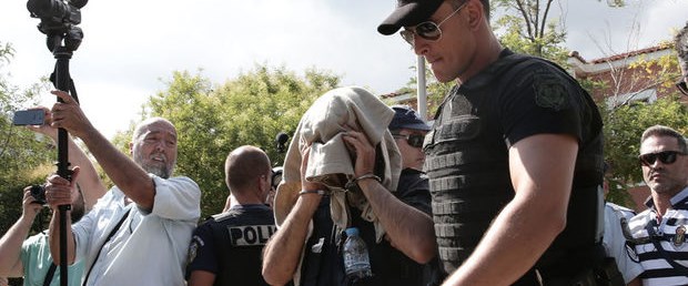 yunanistan darbeci asker iade230117.jpg