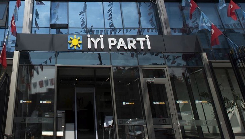 İYİ Parti Ekonomi Politikaları Başkanlığı görevine Erhan Usta getirildi