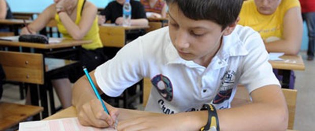 Gözetmenler SBS'de boykot yapacak mı?