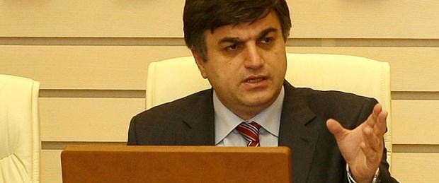 YÖK Başkanı: Okuyanın formasyon hakkı var