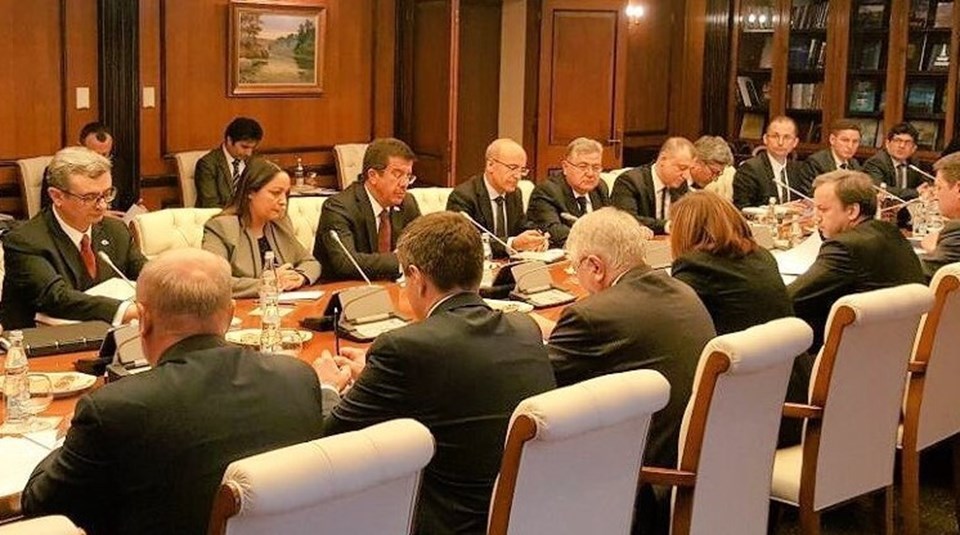 Şimşek, Twitter'dan bu fotoğrafı paylaştı.