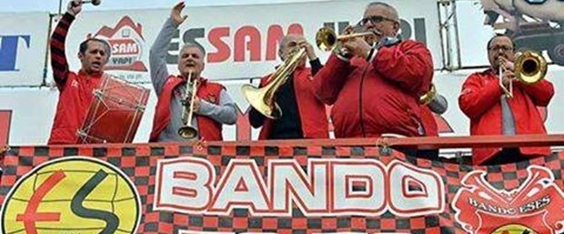 bando es es.jpg