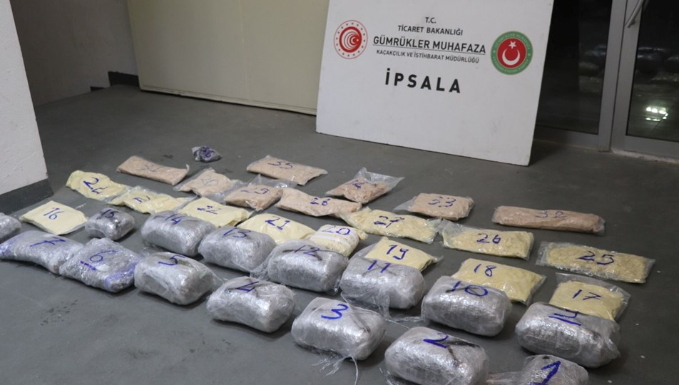 Sınırlarda uyuşturucu kaçakçılığına geçit yok