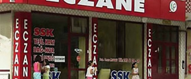 Batıdaki iller eczane zengini