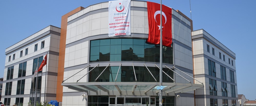 Sağlık Bakanlığına devredilen hastaneler hizmete girdi.jpg