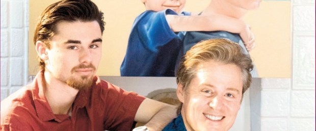 Sperm donörü 929 ve oğlu.jpg