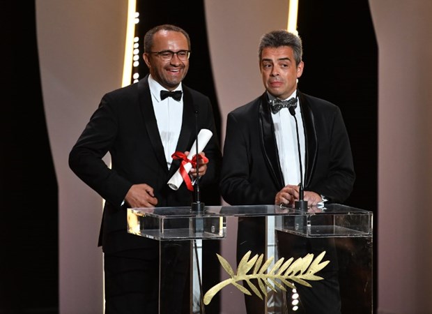 70. Cannes Film Festivali'inde Dikkat Çeken Kırmızı Halı Elbiseleri Cannes Film Festivali Ünlülerin Makyajı Cannes Film Festivali Elbiseleri Cannes Film Festivali 70. Cannes Film Festivali 70. Cannes Film Festivali'inde Dikkat Çeken Kırmızı Halı Elbiseleri