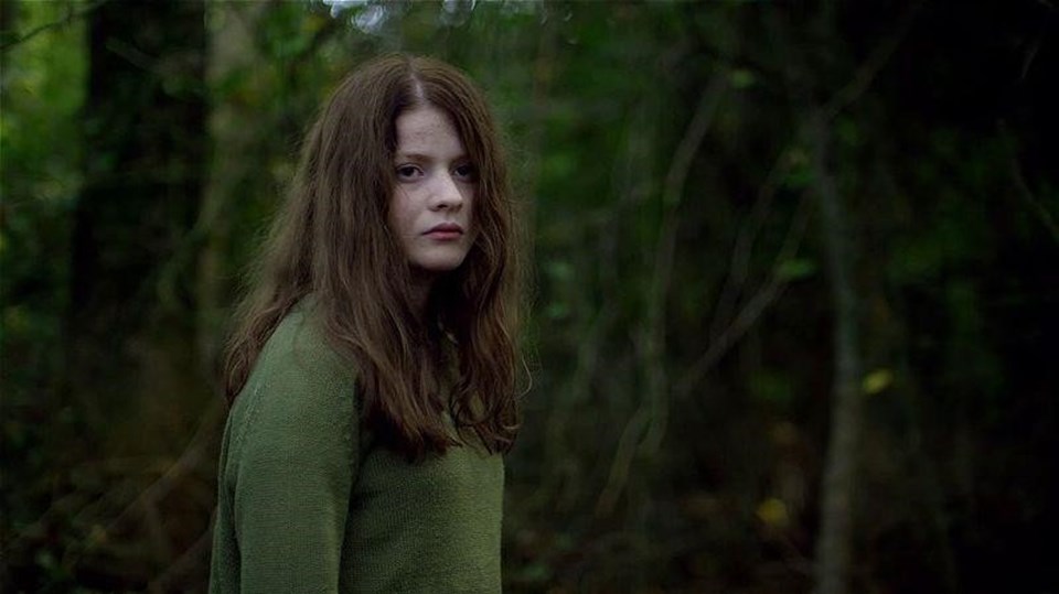 Filmde küçük bir kızı canlandıran Ecem Uzun, 25 yaşında olmasına ve birçok projede yer almasına rağmen umut vadeden oyuncu ödülünü aldı. Zuhal karakterinin gerçekliğinde yönetmenin, mekanın, kostümlerin ve sanat yönetmeninin katkısı yadsınamaz.