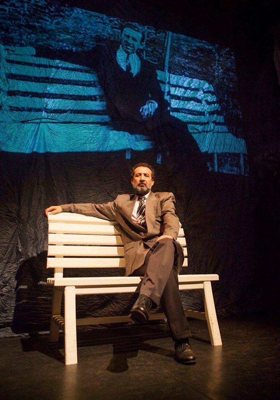 Yönetmen Kemal Kocatürk, tek kişilik oyunlarıyla tanınıyor.