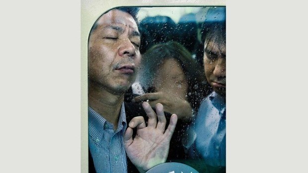 Tokyo metrosundan dramatik fotoğraflar! 6