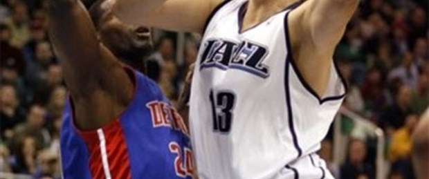 Mehmet Okur sahnede