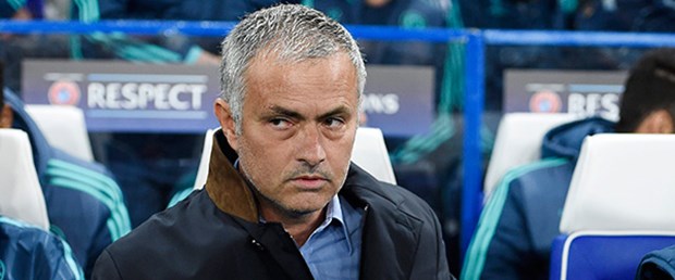 mourinho-chelsea-290915.jpg
