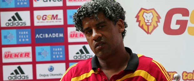 Rijkaard İstanbul'da