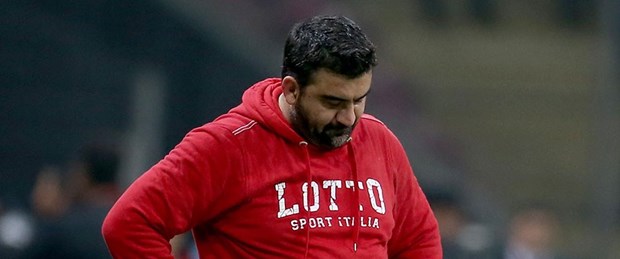 ümit özat.jpg