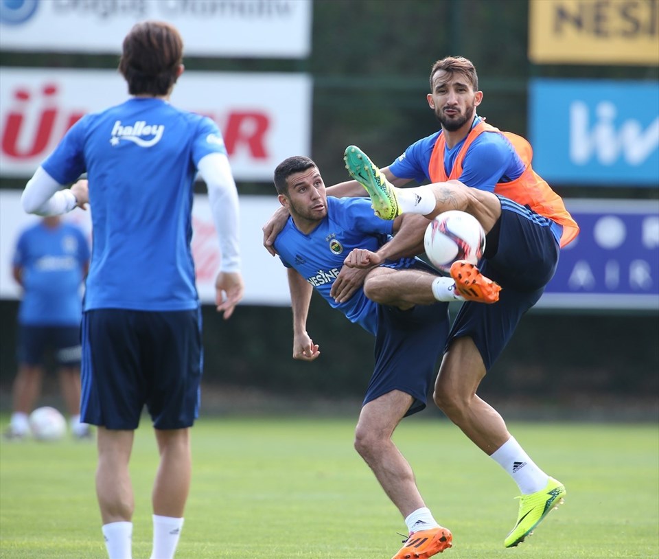 Fenerbahçe, UEFA Avrupa Ligi A Grubu'nda 15 Eylül Perşembe günü deplasmanda Ukrayna ekibi Zorya ile yapacağı maçın hazırlıklarının İstanbul ayağını tamamladı.  