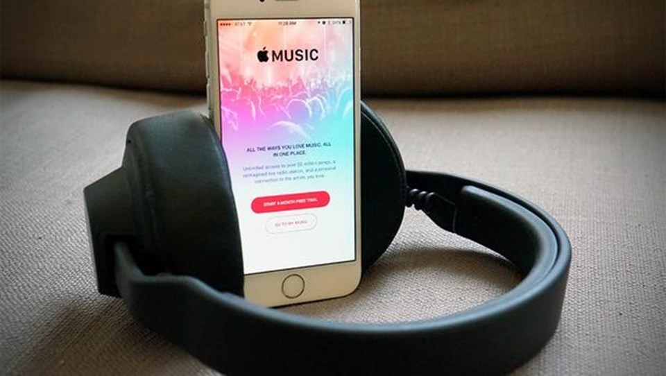 Apple, ilk 3 ay boyunca bu hizmeti parasız olarak sunuyor. Bundan sonraki sürede ise ayda 9.99 TL talep ediyor.