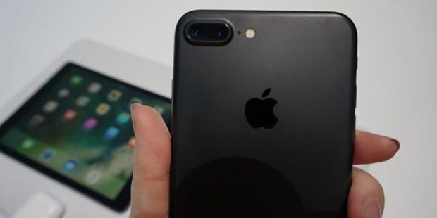 iPhone 8, iPhone X, Apple, iPhone 8 fiyatı, özellikleri
