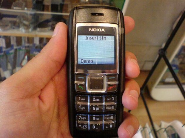 10- Nokia 1600