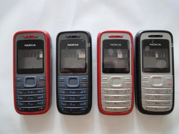 13- Nokia 1208