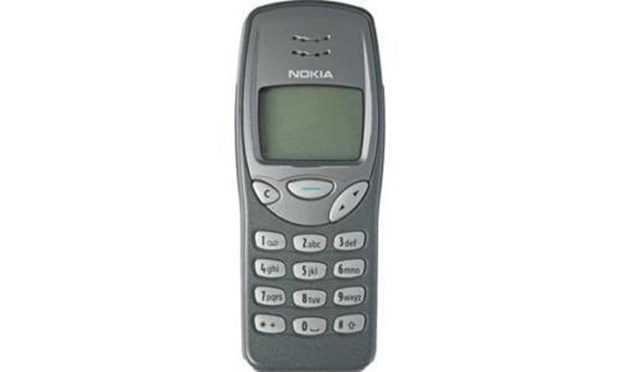 4- Nokia 3210