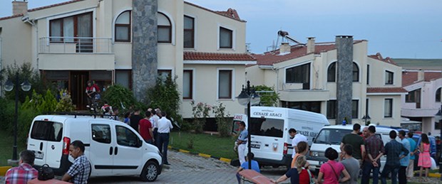 Anne ile oğlu ölü bulundu
