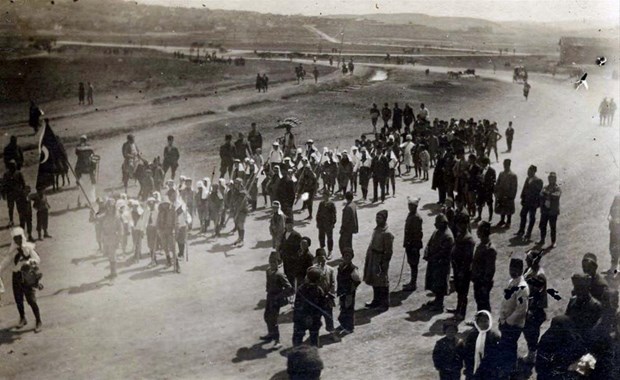Atatürk'ün arşivlerden çıkan son fotoğrafları