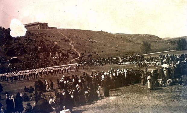 Atatürk'ün arşivlerden çıkan son fotoğrafları