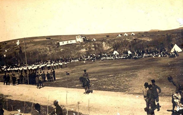 Atatürk'ün arşivlerden çıkan son fotoğrafları