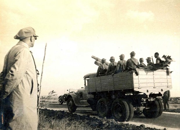 Atatürk'ün arşivlerden çıkan son fotoğrafları
