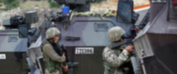 Askere roketli saldırı