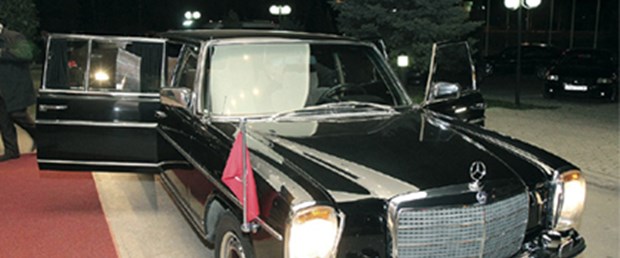 Bağış’a Tito’nun makam aracı