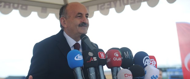 bakan-muezzinoglu-safra-kesesi-ameliyati-oldu.jpg